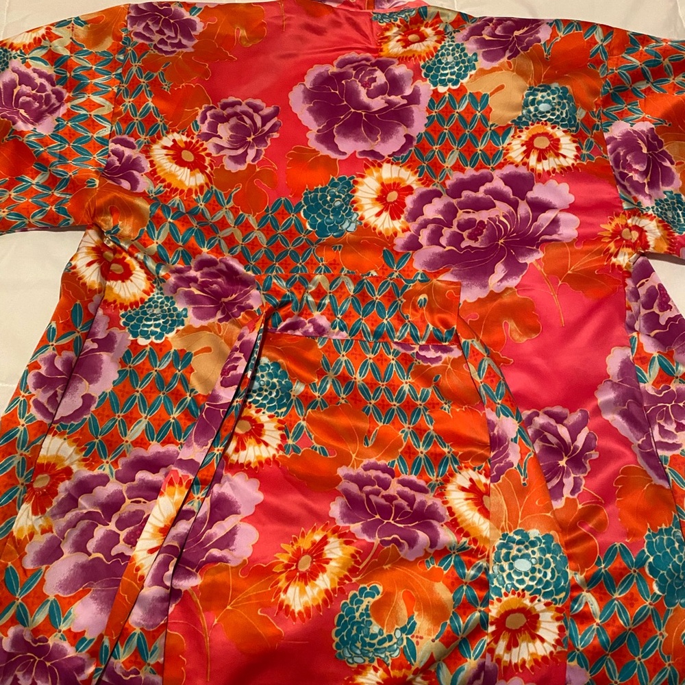 Satin Colorful Robe - Picture 3 of 4